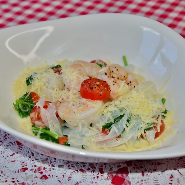 Shrimp Spinach Cream Pasta with Shirataki Noodle